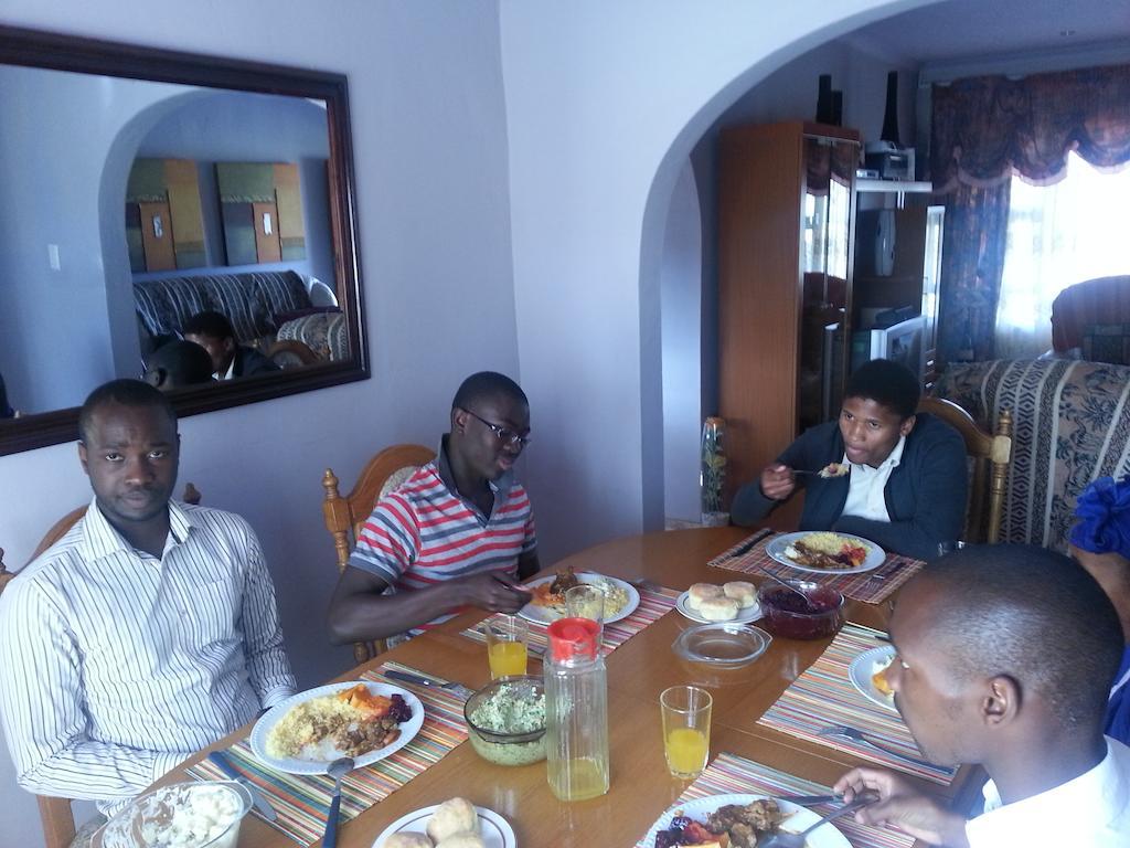 Ekhaya Lodge Pietermaritzburg Luaran gambar