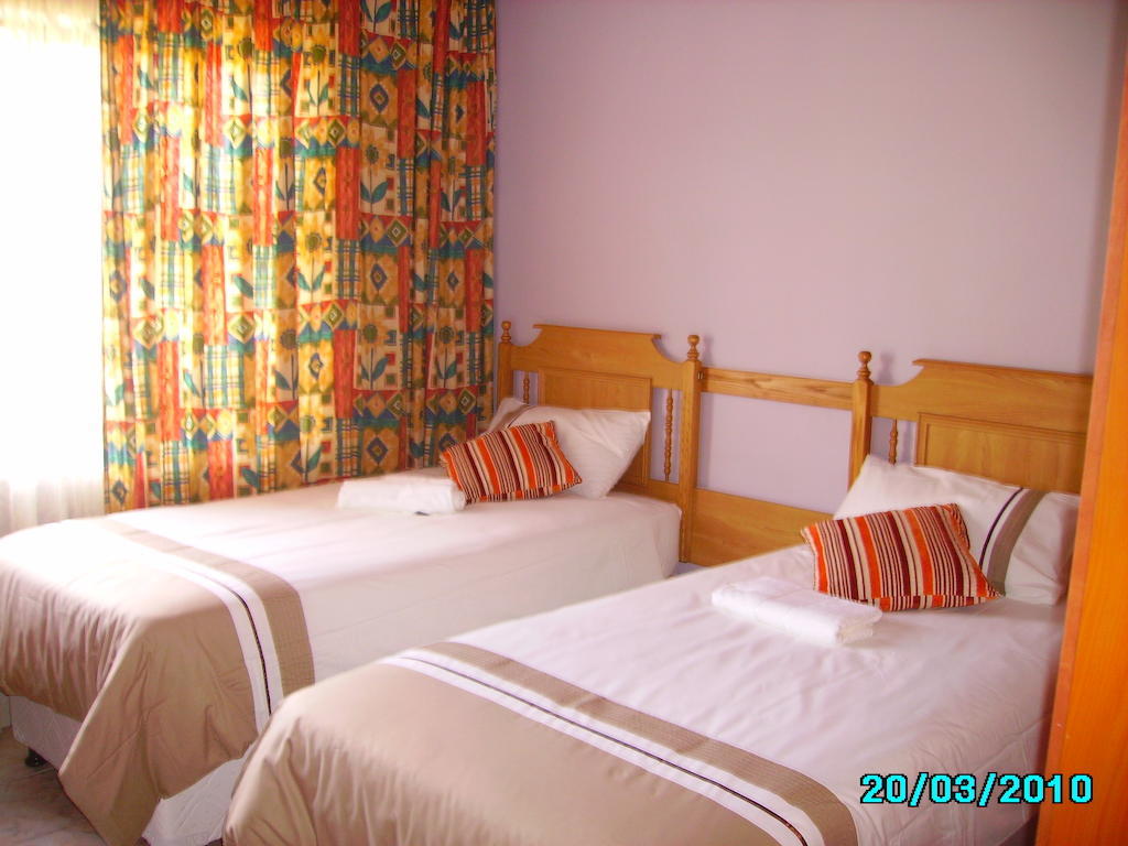 Ekhaya Lodge Pietermaritzburg Bilik gambar